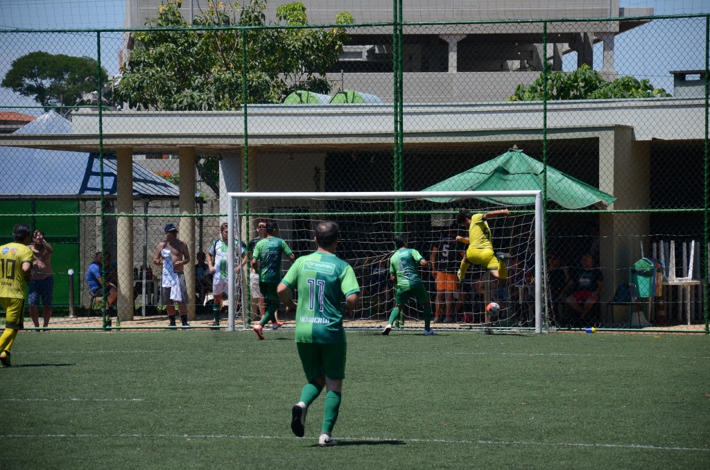 Um dos gols da goleada de 5 a 0 do JR Celulares CT Nando Grana pra cima do Brasiltex que garantiu a vaga da equipe na final
